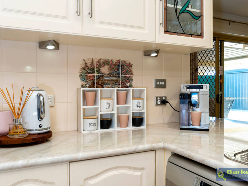 27 Window Road, WILLASTON, SA 5118 AUS