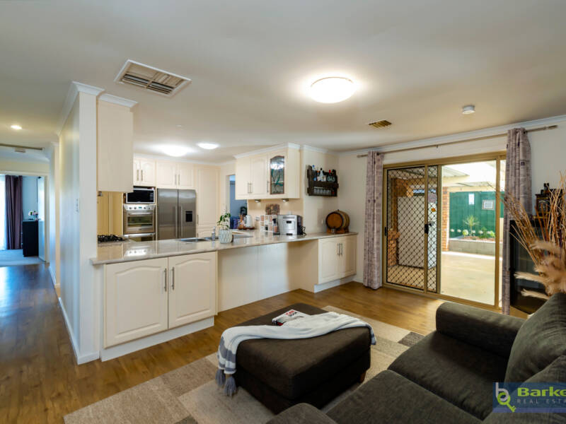 27 Window Road, WILLASTON, SA 5118 AUS