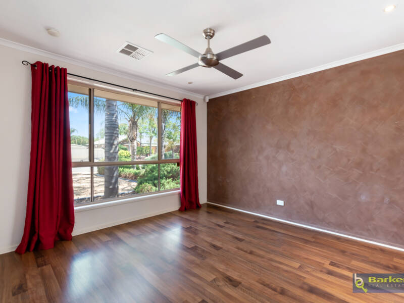 25 Palomino Drive, ANGLE VALE, SA 5117 AUS