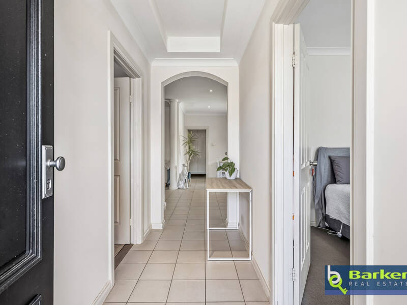 17 Coleman Parade, EVANSTON PARK, SA 5116 AUS