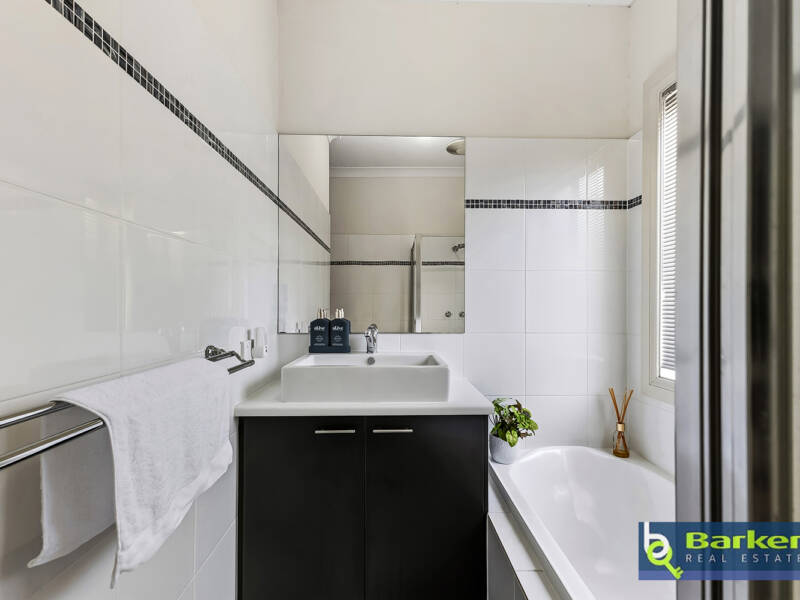 17 Coleman Parade, EVANSTON PARK, SA 5116 AUS