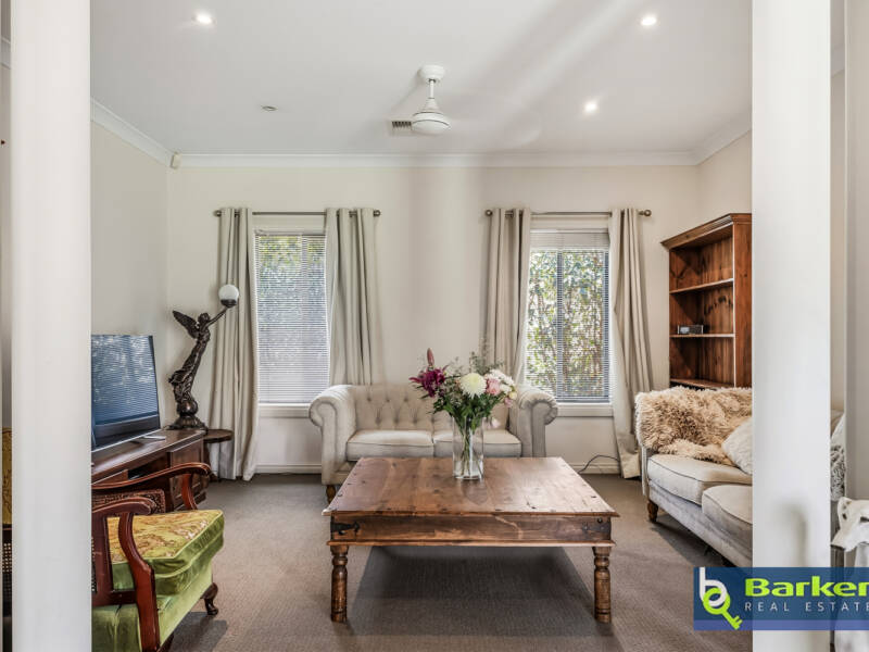 17 Coleman Parade, EVANSTON PARK, SA 5116 AUS
