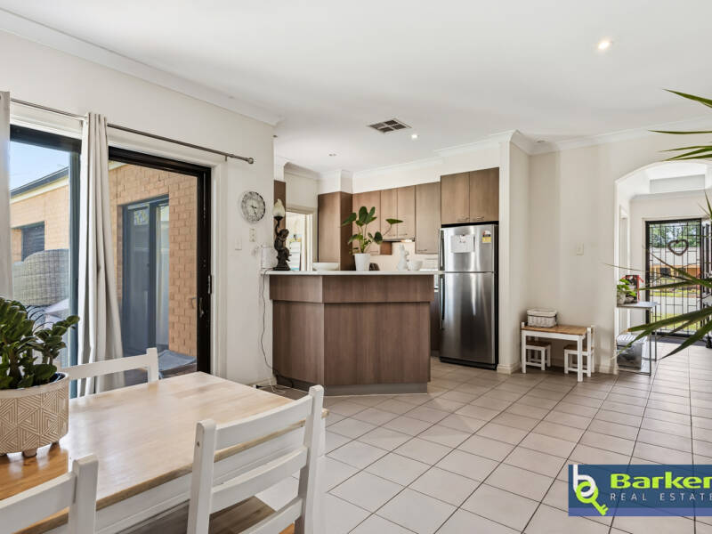 17 Coleman Parade, EVANSTON PARK, SA 5116 AUS