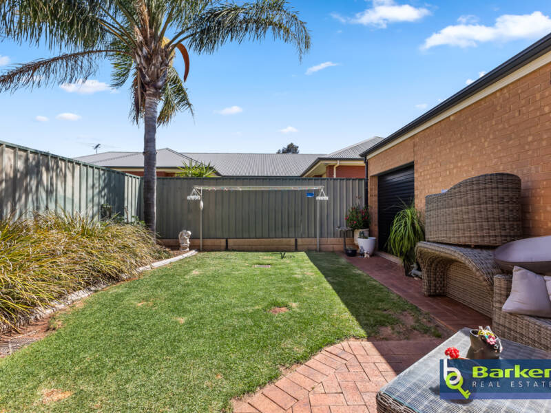 17 Coleman Parade, EVANSTON PARK, SA 5116 AUS
