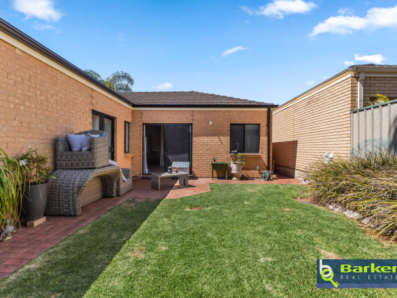 17 Coleman Parade, EVANSTON PARK, SA 5116 AUS
