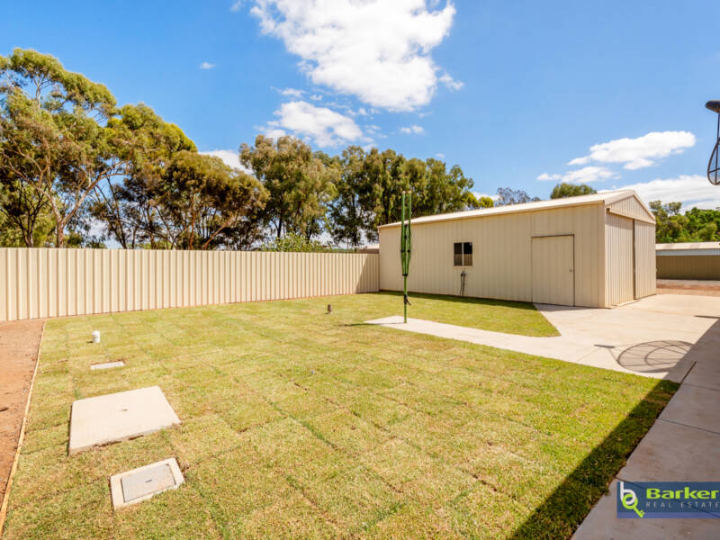 32 Traminer Drive, ANGLE VALE, SA 5117 AUS