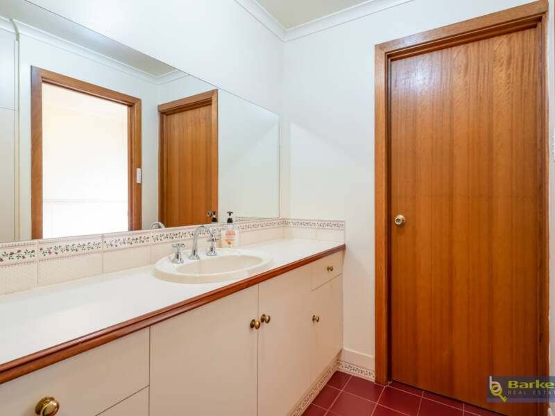 6 Finch Place, HEWETT, SA 5118 AUS