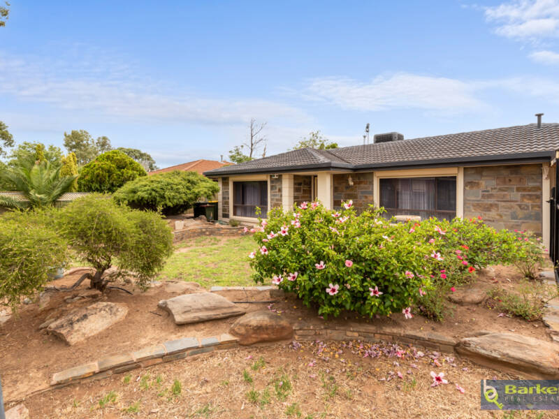 27 Nicholls Crescent, BURTON, SA 5110 AUS