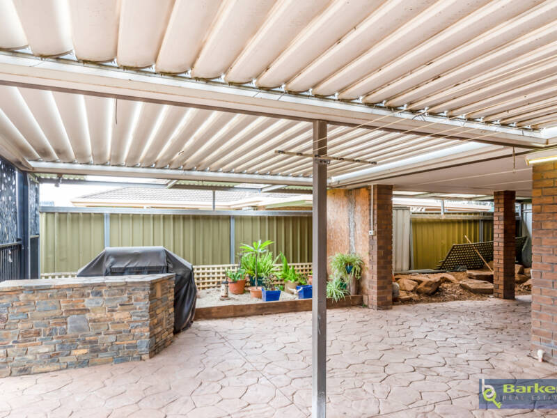 27 Nicholls Crescent, BURTON, SA 5110 AUS