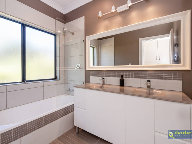 17 Atyeo Road, GAWLER BELT, SA 5118 AUS