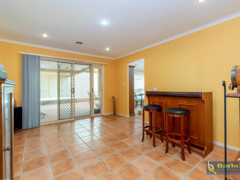 20 Sunnyside Drive, EVANSTON PARK, SA 5116 AUS