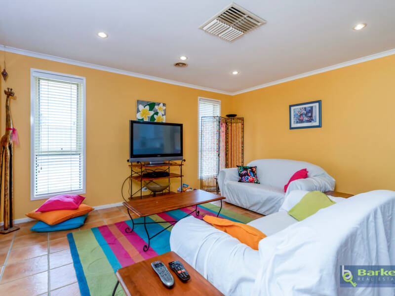 20 Sunnyside Drive, EVANSTON PARK, SA 5116 AUS