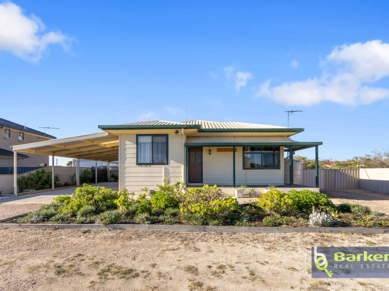 1 Pelican Court, THOMPSON BEACH, SA 5501 AUS