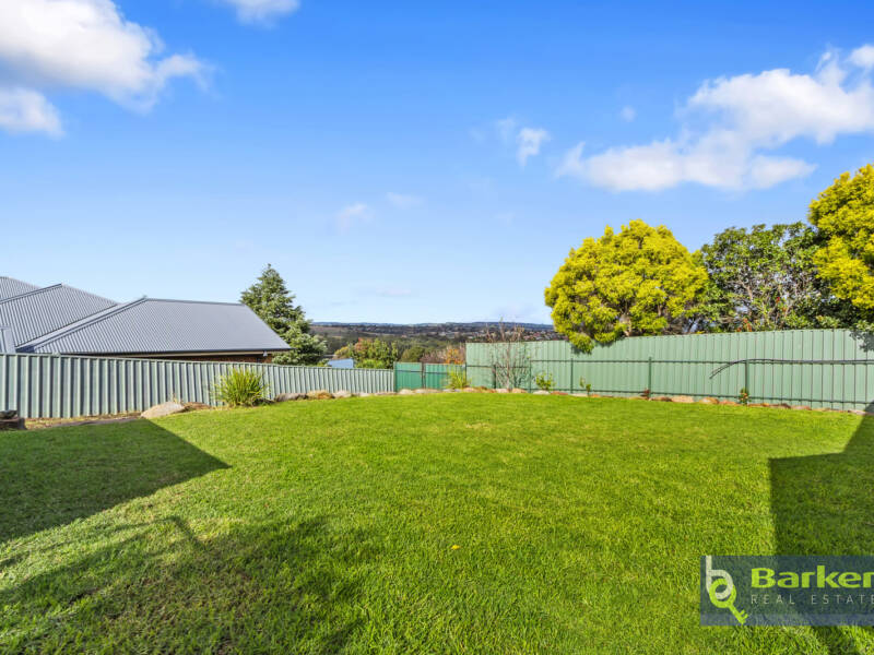 1 Falcon Drive, HEWETT, SA 5118 AUS
