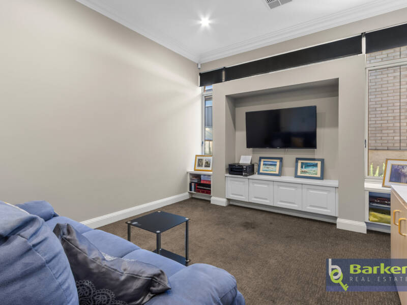 21 Campbell Circuit, GAWLER EAST, SA 5118 AUS
