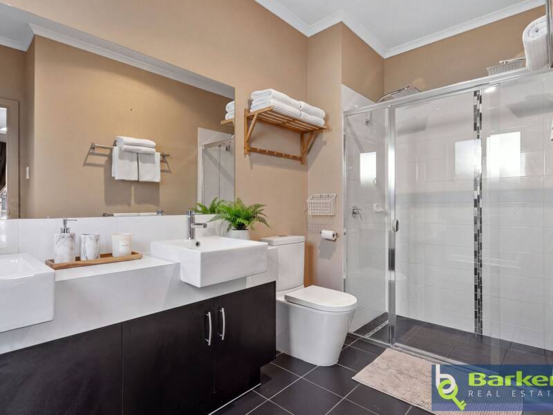18 McLaren Street, EVANSTON GARDENS, SA 5116 AUS