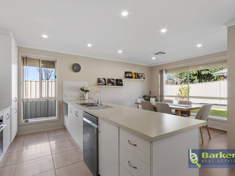 16 Ross Davis Avenue, EVANSTON GARDENS, SA 5116 AUS