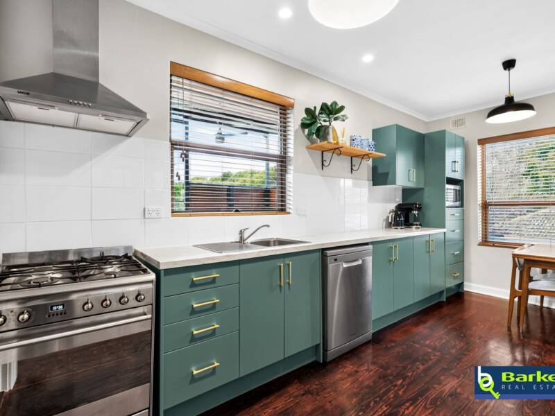 76 Cookes Road, WINDSOR GARDENS, SA 5087 AUS