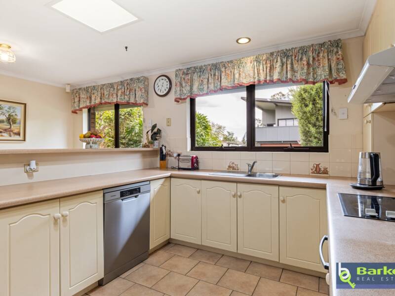 2 Allwood Drive, GAWLER EAST, SA 5118 AUS