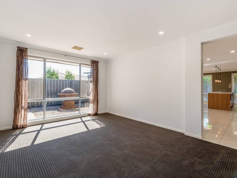 16 Saint Germain Ave, ANDREWS FARM, SA 5114 AUS
