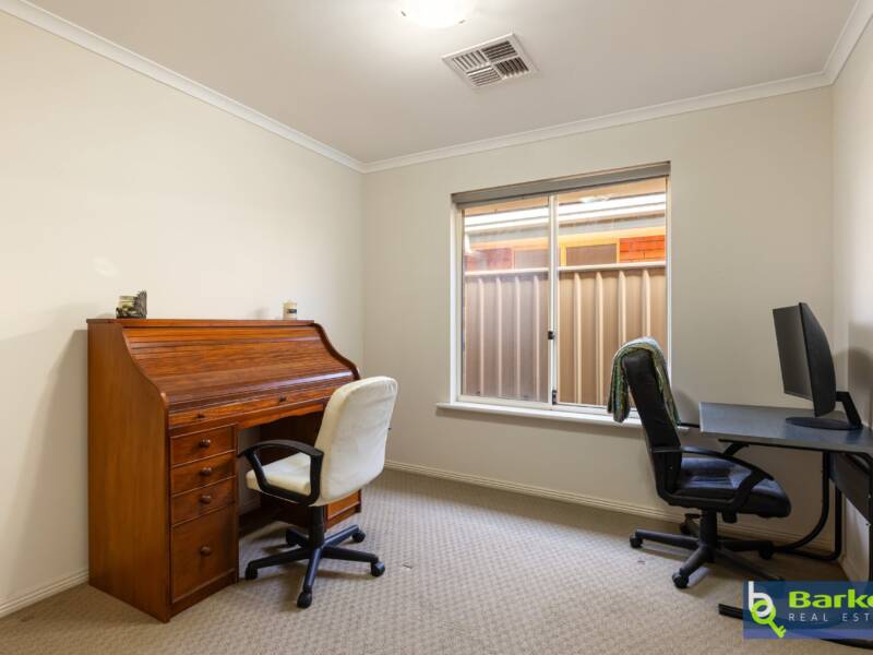 35 Flax-Lily Lane, MUNNO PARA, SA 5115 AUS