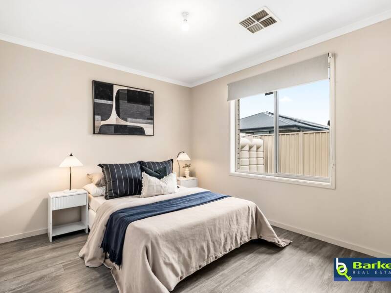 19 Geoff Road, MUNNO PARA WEST, SA 5115 AUS