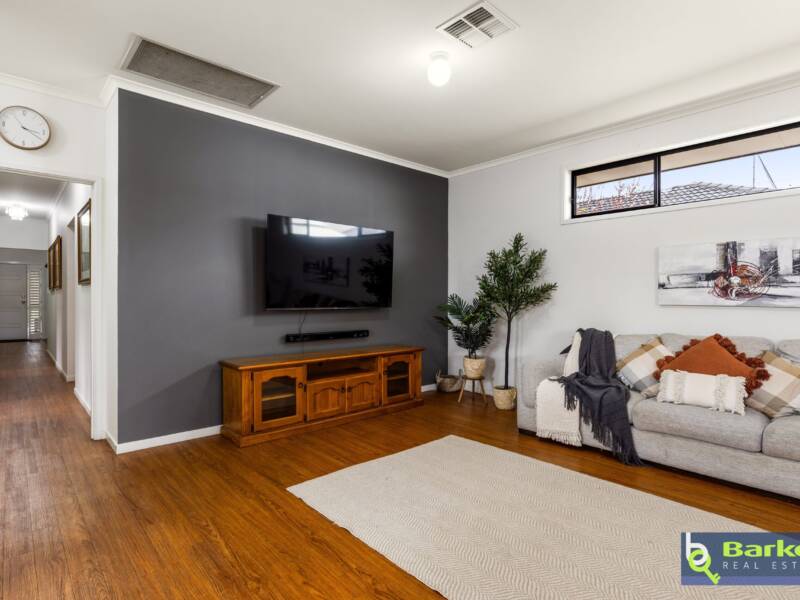 7 McEwen Road, EVANSTON GARDENS, SA 5116 AUS