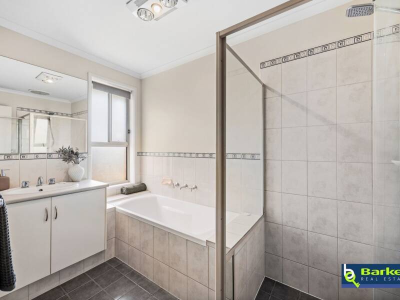 1 Curnow Court, EVANSTON PARK, SA 5116 AUS