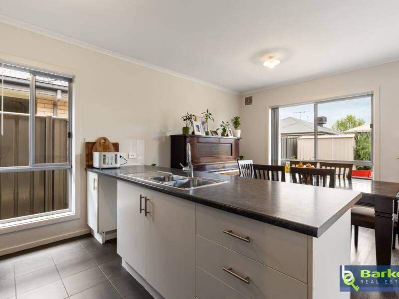 21 Mclaren Street, EVANSTON GARDENS, SA 5116 AUS