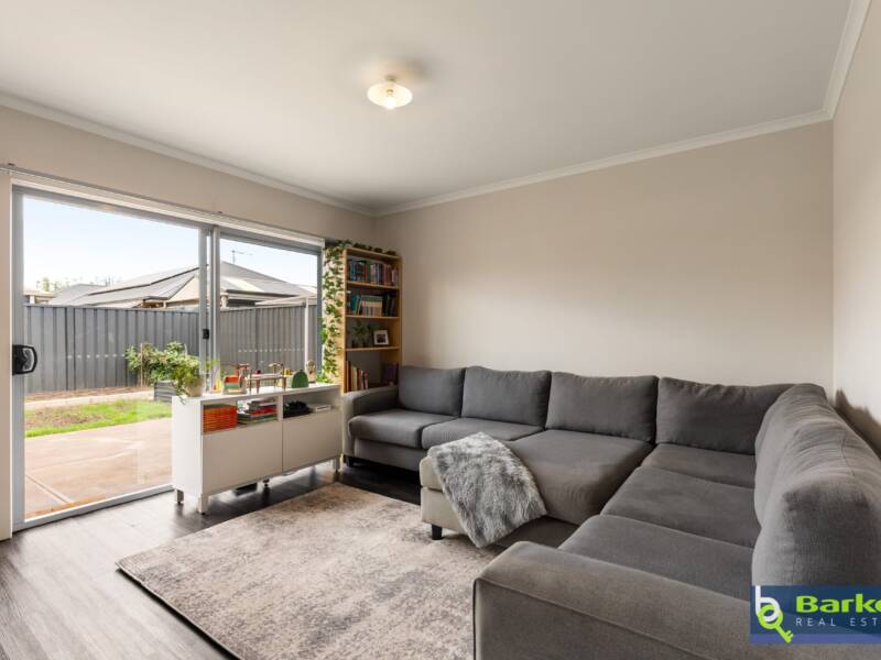 21 Mclaren Street, EVANSTON GARDENS, SA 5116 AUS