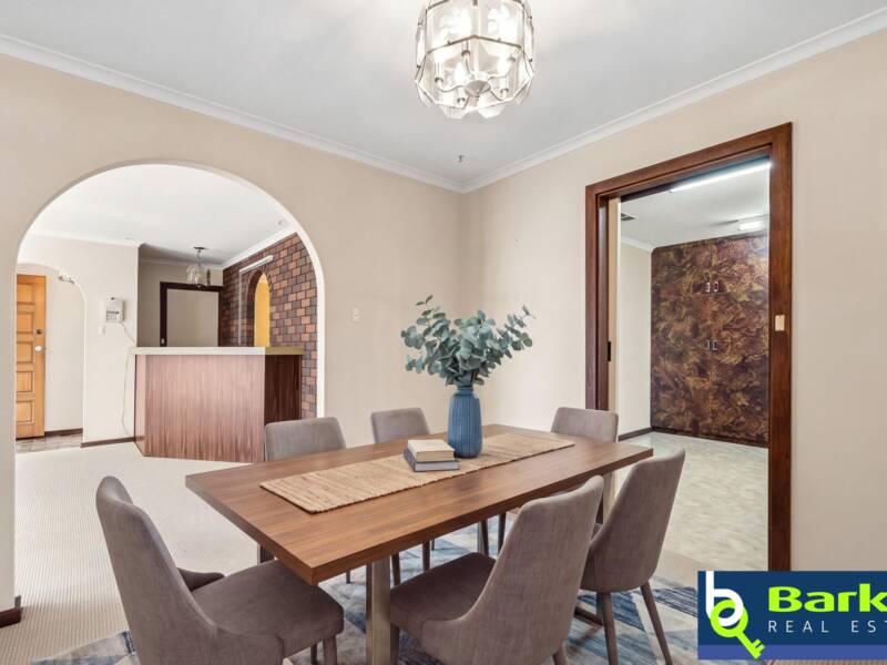 31 Kanimbla Crescent, CRAIGMORE, SA 5114 AUS