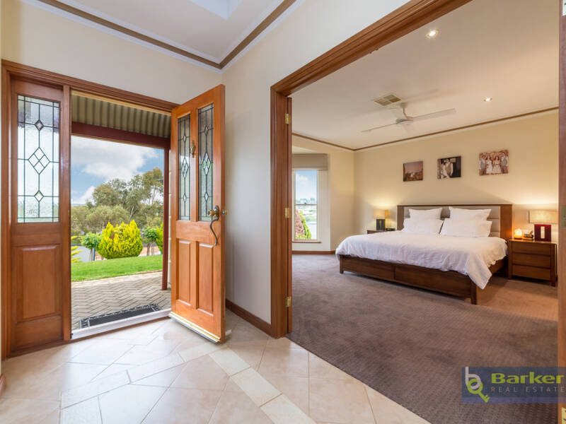 2 Shrike Place, HEWETT, SA 5118