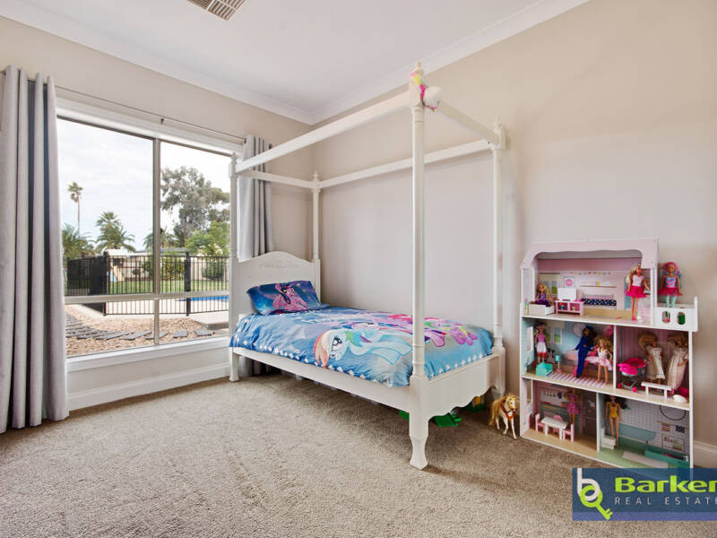 22 Fantasia Drive, ANGLE VALE, SA 5117