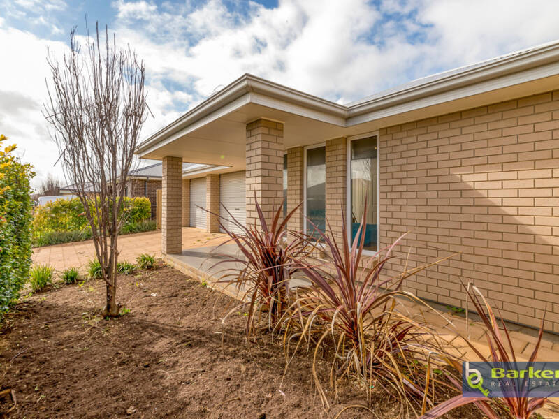 32 Scarlet Avenue, MUNNO PARA, SA 5115