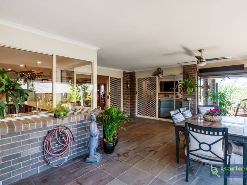 33 Thompson Circuit, EVANSTON PARK, SA 5116 AUS