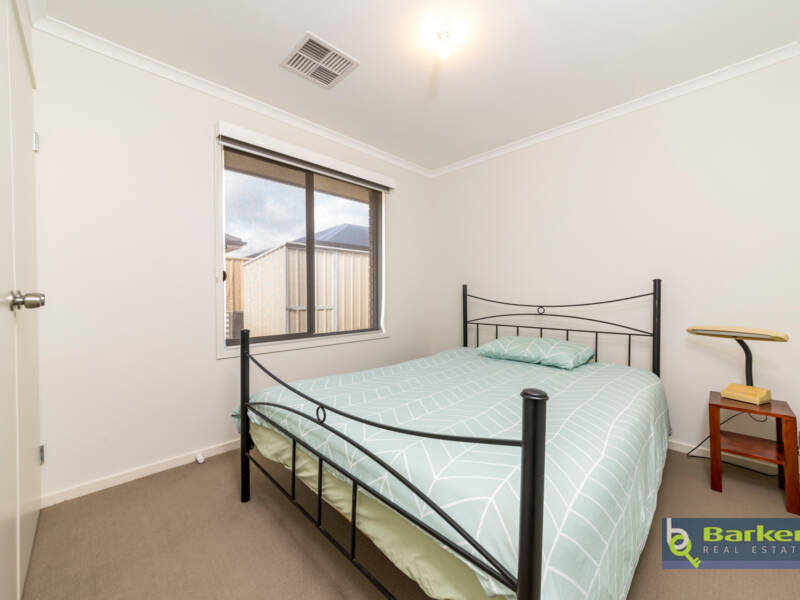 32 Scarlet Avenue, MUNNO PARA, SA 5115