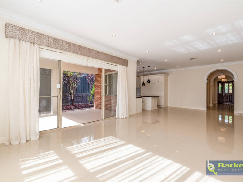 21 Campbell Circuit, GAWLER EAST, SA 5118 AUS