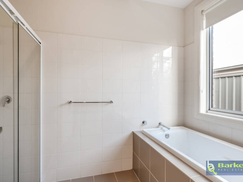 21 Campbell Circuit, GAWLER EAST, SA 5118 AUS