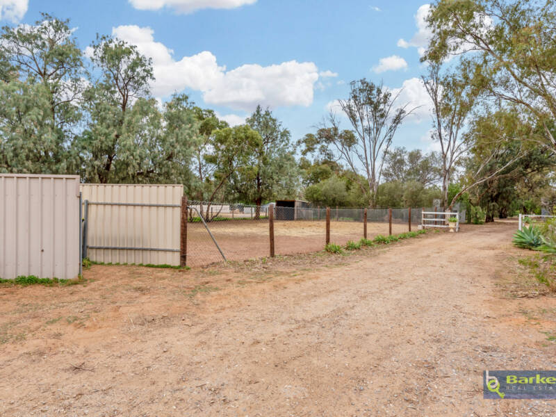 1946 Two Wells Road, BUCHFELDE, SA 5118 AUS