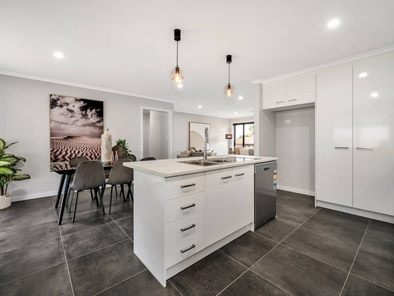 14 Covernton Ave, GAWLER EAST, SA 5118 AUS