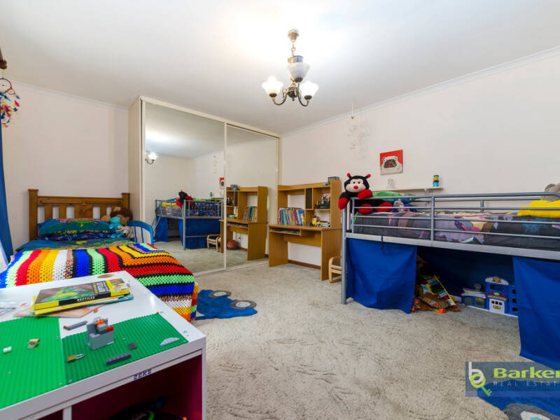 21 St Albans Road, EVANSTON PARK, SA 5116