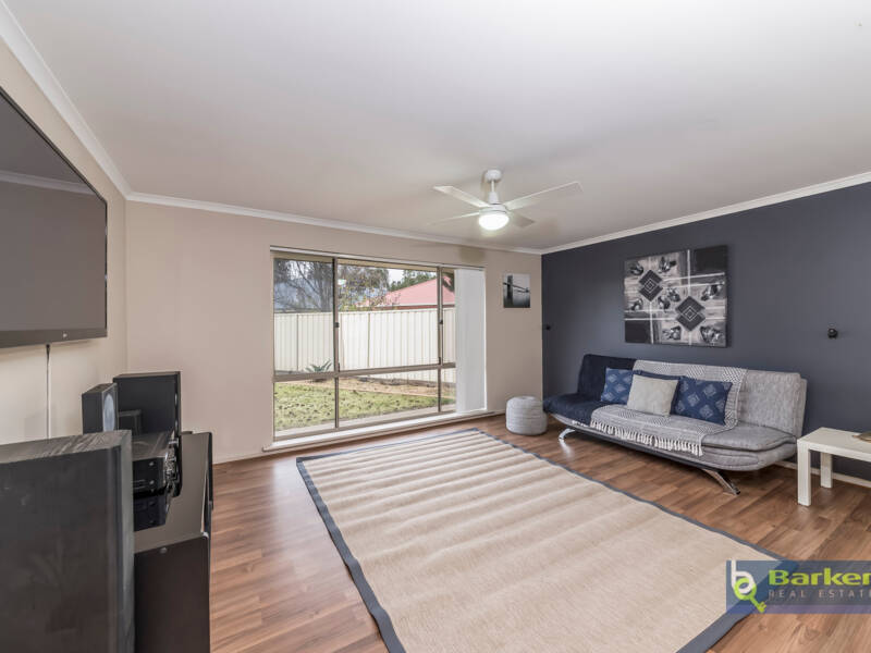 6 Canberra Court, SMITHFIELD, SA 5114
