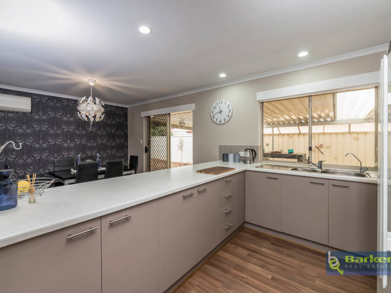 6 Canberra Court, SMITHFIELD, SA 5114