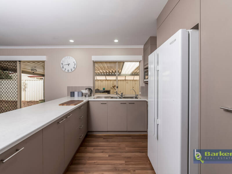 6 Canberra Court, SMITHFIELD, SA 5114