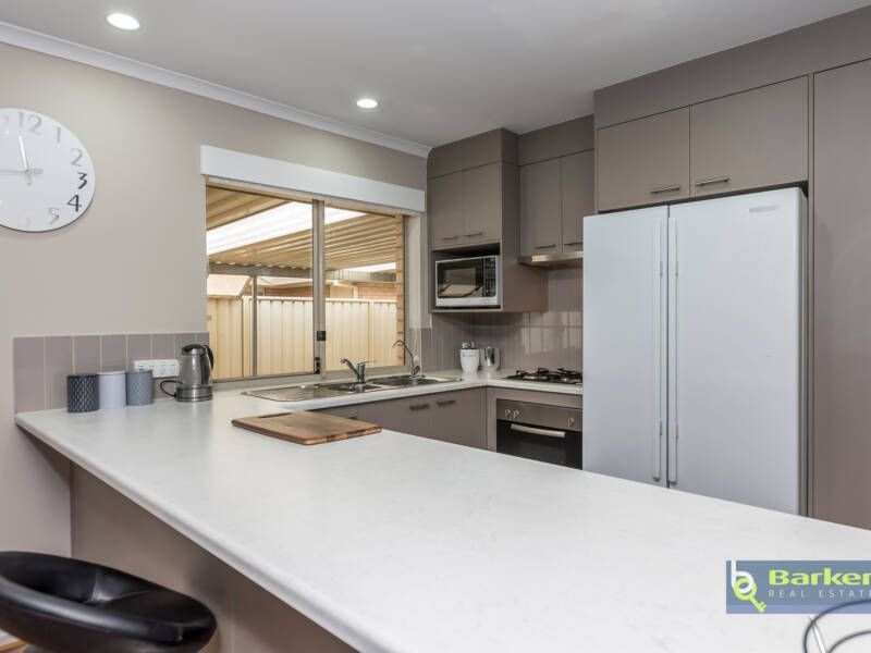 6 Canberra Court, SMITHFIELD, SA 5114