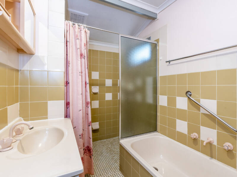 18 Tyalla Court, MUNNO PARA, SA 5115 AUS