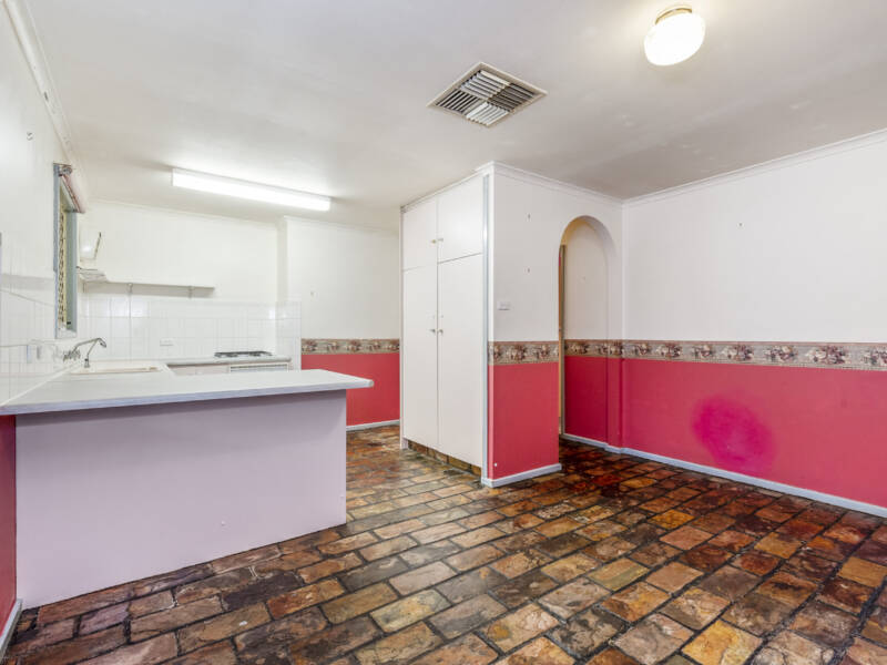 18 Tyalla Court, MUNNO PARA, SA 5115 AUS