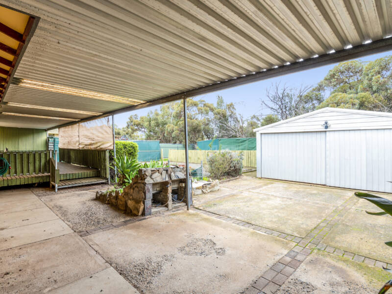 18 Tyalla Court, MUNNO PARA, SA 5115 AUS