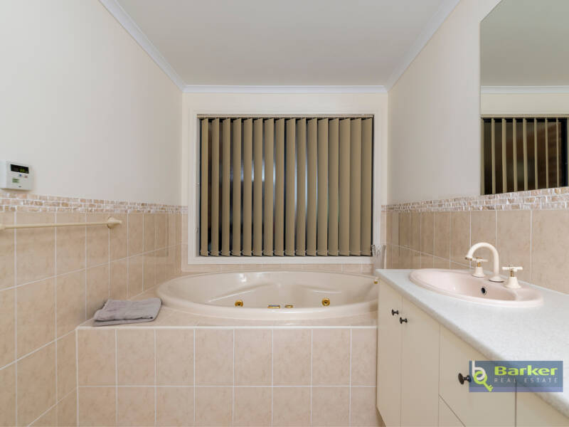 25 Rosella Circuit, HEWETT, SA 5118