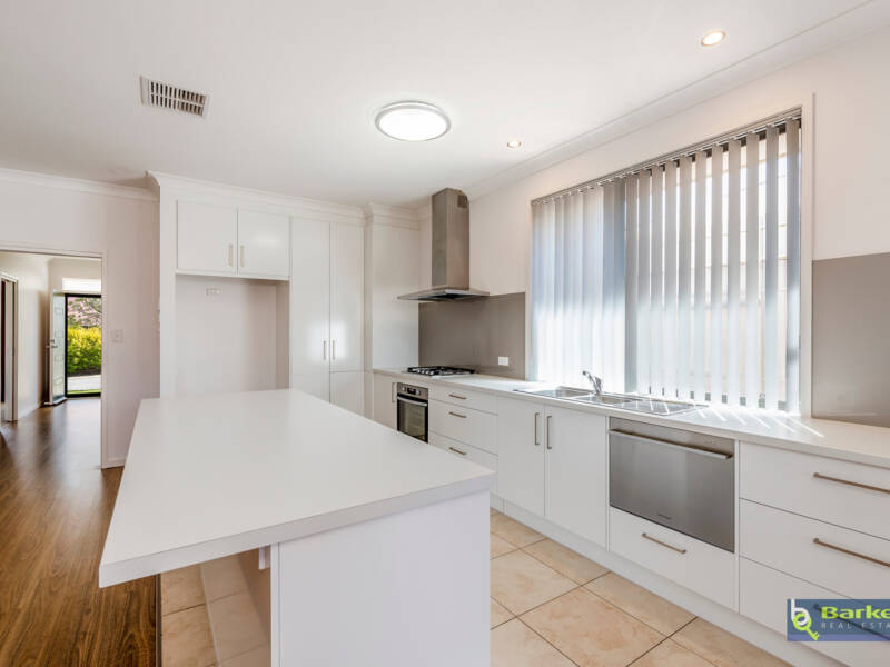 2 Netherby Avenue, EVANSTON PARK, SA 5116 AUS